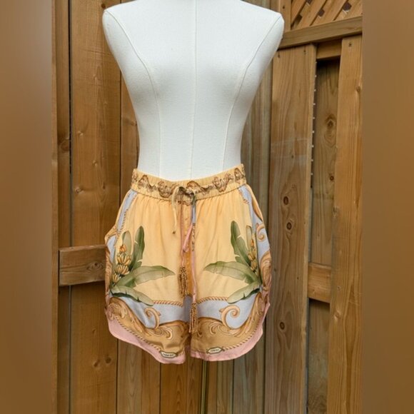 🆕 FARM Rio 🧿 NWOT Multicolor Banana Royalty Kaleidoscope Shorts, Sz S - Picture 3 of 14